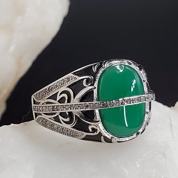 Men's Unique Jewelry Natural Green Chalcedony Sterling Silver 925 Ring - Picture 2 of 8